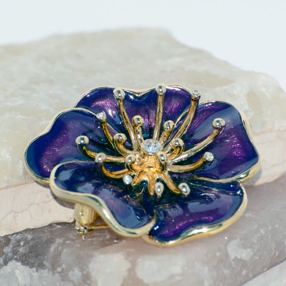 Vintage Brooch - Picture 2 of 3